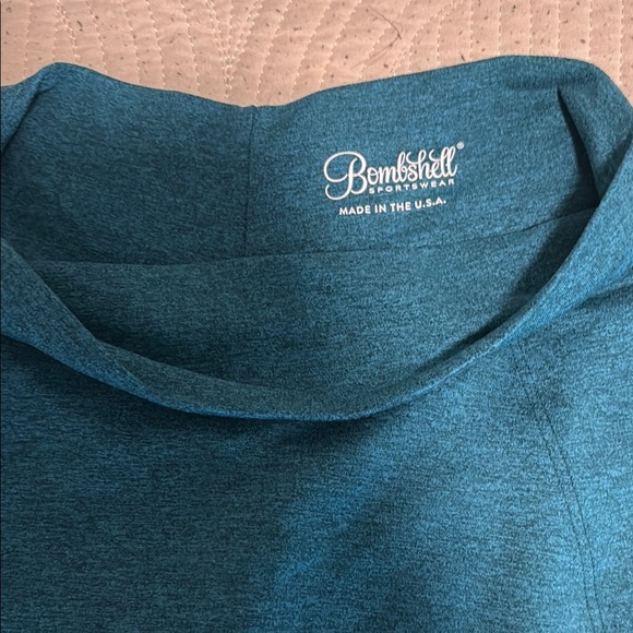 Bombshell Sportswear Teal Leggings - Picture 4 of 5